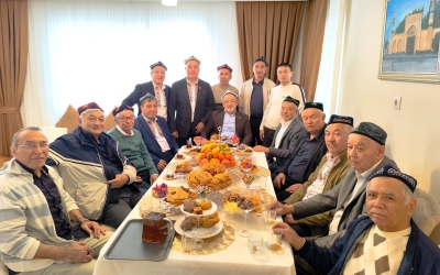 Meshrep — traditional gatherings (cultural meetings, dances, and conversations in a traditional format)