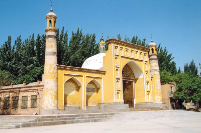 Тема: История Уйгуров: От Древности до Современности